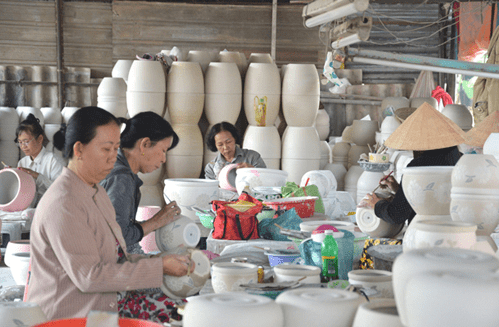 Nghề gốm - Nguồn công ăn việc làm cho nhiều gia đình