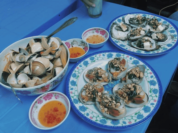 Thưởng Thức Hải Sản Tươi Ngon