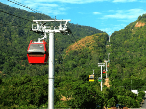 Cảnh cáo treo lên núi Cấm