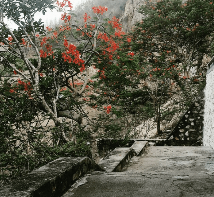 Hành trình đẹp lên chùa Quan Âm Các