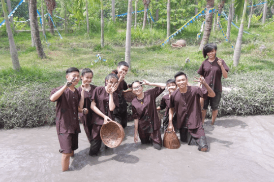 Trải nghiệm cuộc sống của người dân sông nước miền Tây Nam Bộ