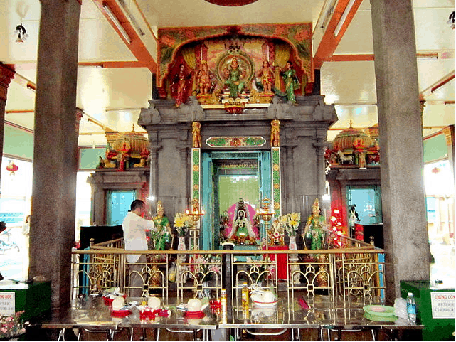 Chính Điện Chùa Bà Ấn
