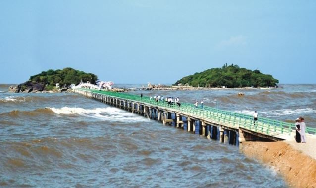 Di tích lịch sử