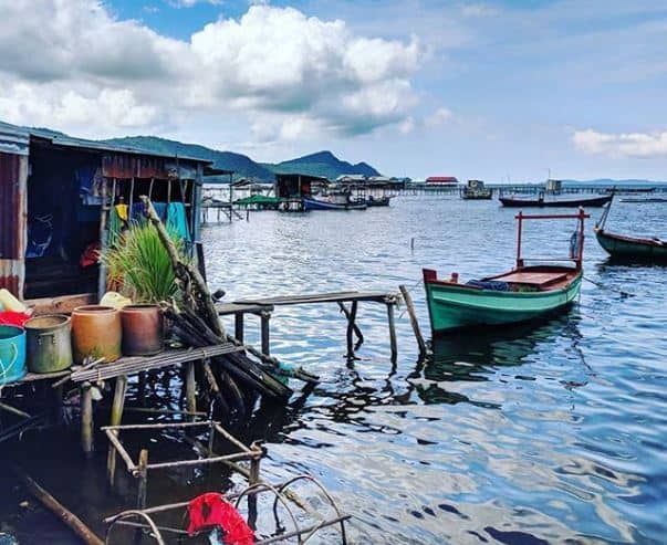 đi bộ trên cầu nhà bè Rạch Vẹm