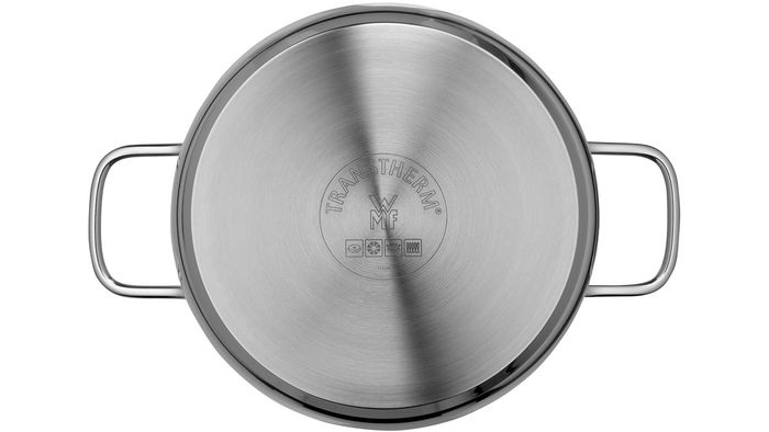 Diadem Plus WMF 0730356040 được trang bị đáy nồi đa năng TransTherm