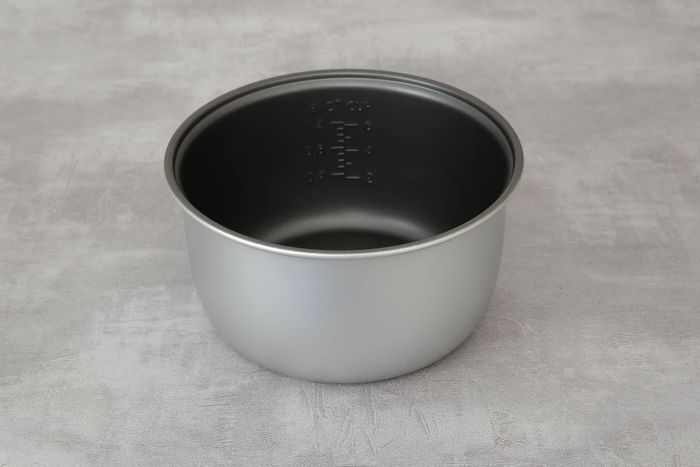 Nồi cơm nắp gài Nagakawa 1.2 lít NRC3812 - Dung tích