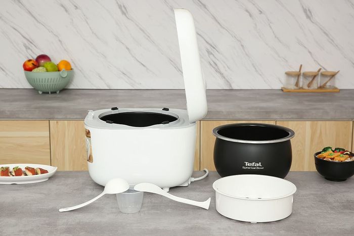 Nồi cơm điện tử Tefal 1.8 lít Delirice RK7711Y0 - Phụ kiện