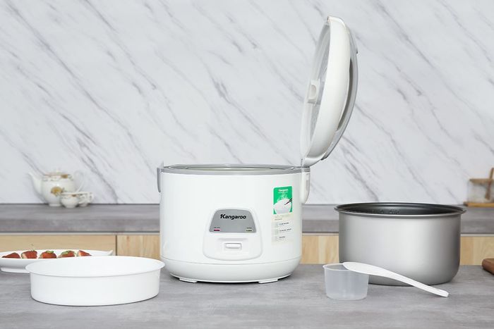 Nồi cơm nắp gài Kangaroo 1.8 lít KGRC18M8 - Phụ kiện