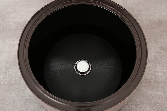 Nồi cơm nắp gài Cuckoo 3.06 lít CR-1755/KBBKCRVN - Công nghệ nấu, công suất