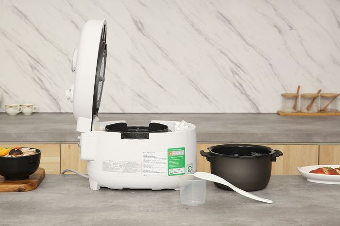 Nồi cơm điện tử áp suất Cuckoo 0.54 lít CRP-T0310FGW - Phụ kiện
