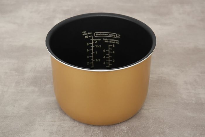 Nồi cơm điện tử Panasonic 1.8 lít SR-DL184WRA - Dung tích