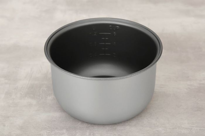Nồi cơm nắp gài Kangaroo 1.2 lít KGRC12M3 - Dung tích