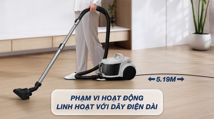 Máy hút bụi dạng hộp Electrolux Clean 500 EFC52614 - Dây điện dài