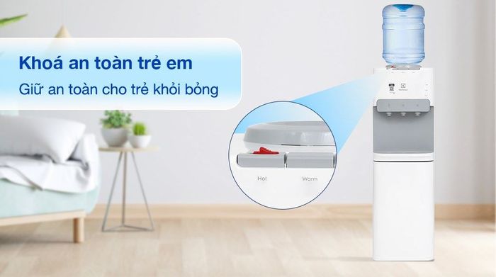 Cây nước nóng lạnh Electrolux EDBMFACWF 530W - Khóa trẻ em