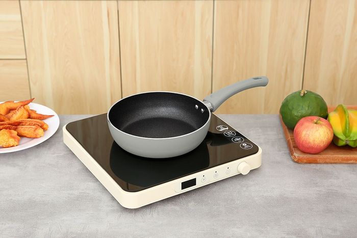 Sử dụng trên các loại bếp - Chảo nhôm chống dính đáy từ 20 cm Elmich Harmonia EL-3779