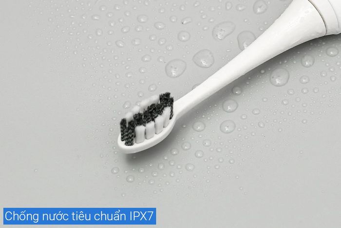 Chống nước - Bàn chải điện Lock&Lock ENR346WHT