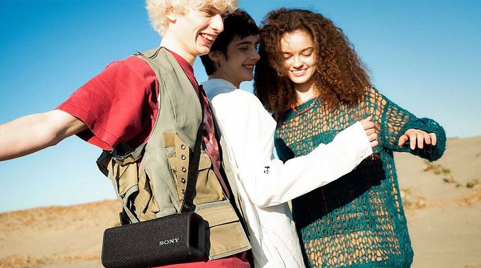 Thiết kế hiện đại, gọn gàng - Loa Bluetooth Sony SRS-ULT30