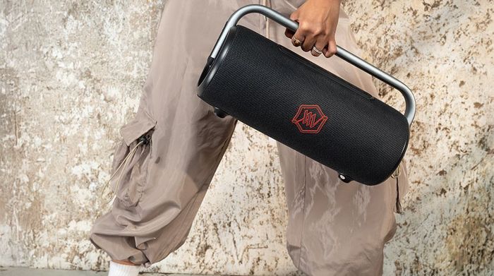 Kết nối Bluetooth 5.3 ổn định giúp loa Alpha Works AW-IKON20 truyền nhạc mượt mà ở mọi nơi