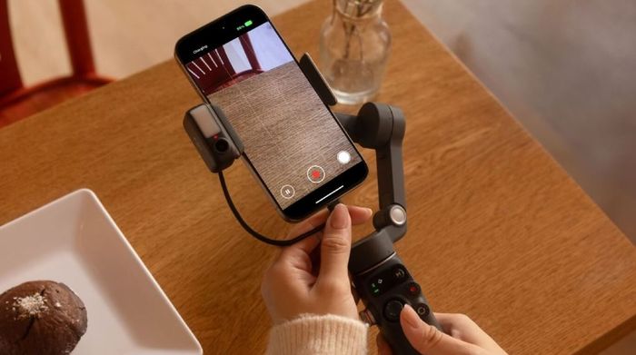 Thiết bị cầm tay chống rung cho điện thoại DJI Osmo Mobile 7P_DS507&DA100 - Thời lượng pin ấn tượng