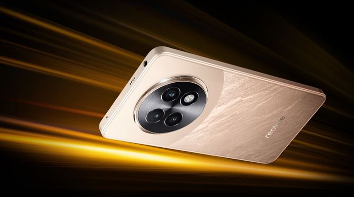 realme 13+ 5G 12GB/256GB - Mặt lưng