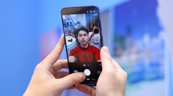 Samsung Galaxy S25 Plus 5G - Camera trước