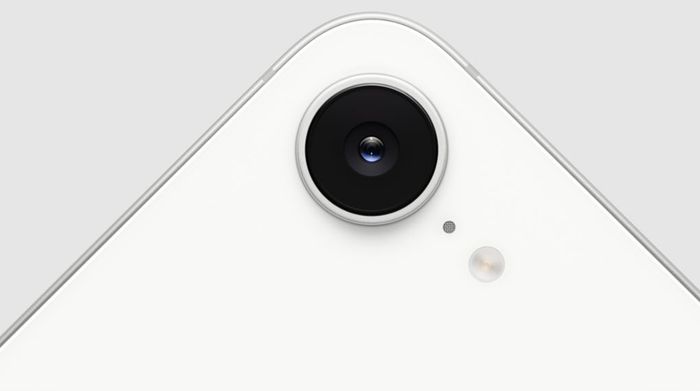 iPhone 16e 128GB - Camera