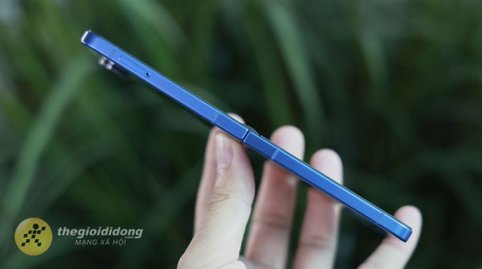 Samsung Galaxy Z Flip7 5G 12GB/256GB - Mỏng