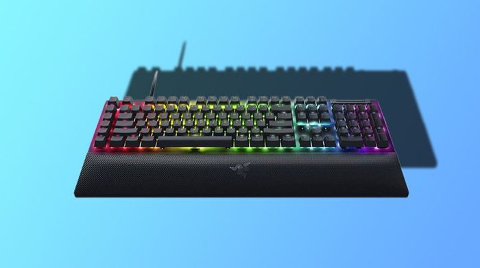 Thiết kế mạnh mẽ với đèn nền RGB rực rỡ của bàn phím cơ Razer BlackWidow V4 Green Switch