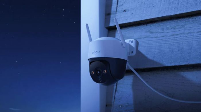 Camera IP Ngoài trời 360 Độ 3MP IMOU Cruiser 2C S7CP-3M0WE - Quay ban đêm tốt