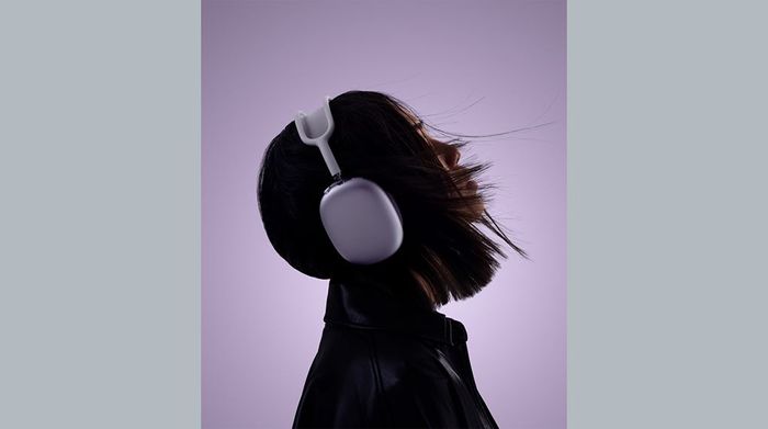 Âm thanh sống động - AirPods Max cổng USB C