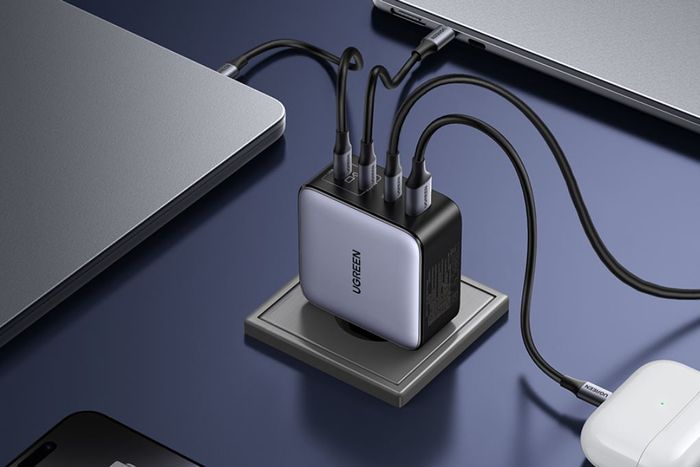 Adapter Sạc 4 cổng USB Type C PD QC 3.0 GaN 200W Ugreen X764 35539 - Sạc cùng lúc nhiều thiết bị