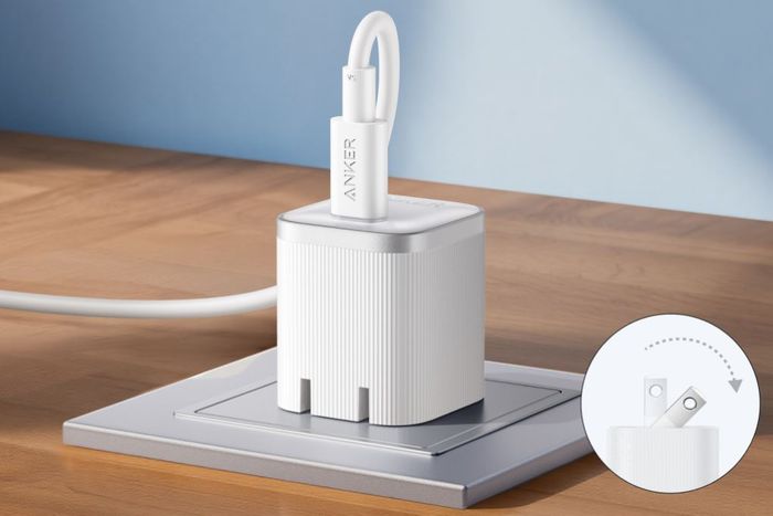 Adapter Sạc Type C IQ3 GaN 45W Anker Nano A2692 - Thiết kế hình trụ nhỏ gọn