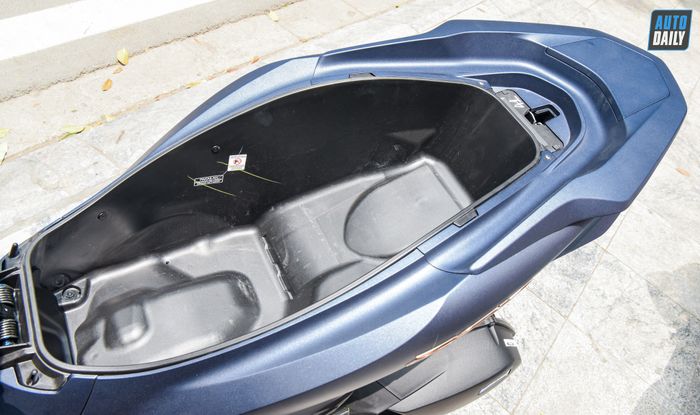 Honda PCX 160 2022 màu xanh mờ, giá 90 triệu đồng tại Hà Nội adt-1663.jpg