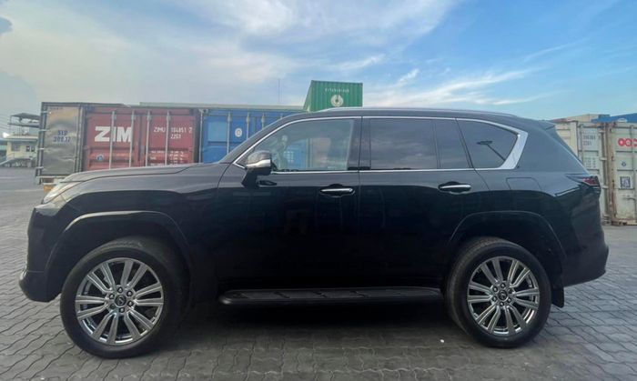 Lexus LX600 2022 phiên bản 4 chỗ cá nhân nhập về Việt Nam lexus-lx600-1.jpg