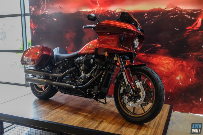 Xem chi tiết Harley-Davidson Low Rider El Diablo đầu tiên tại Việt Nam Harley-Davidson Low Rider phiên bản giới hạn El Diablo (2).jpg