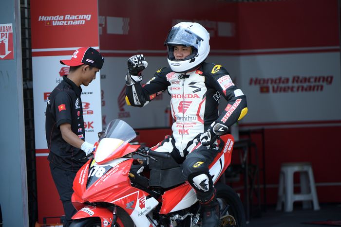 Kết quả Cuộc đua 1 Chặng 2 ARRC 2023: Nguyễn Anh Tuấn gây bất ngờ khi vào top 10 arrc-2023-race1-01.jpg