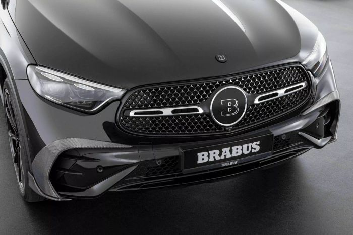 Chiếc Mercedes-Benz GLC 300 độ Brabus: Mạnh mẽ và thể thao hơn trong hình ảnh này mercedes-benz-glc-300-4matic-brabus-studio-6-2048x1366.webp