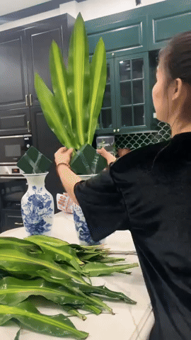 Peacock tail gladiolus arrangement.