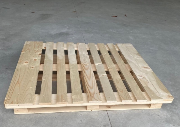 Pallet gỗ