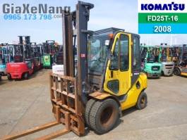 Xe nâng dầu Komatsu