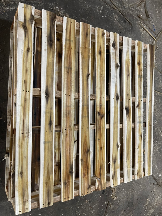 Pallet gỗ