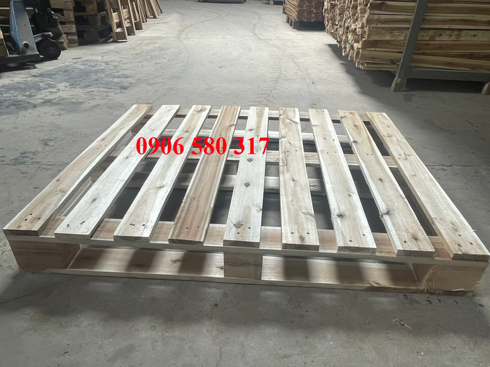 Pallet gỗ tràm