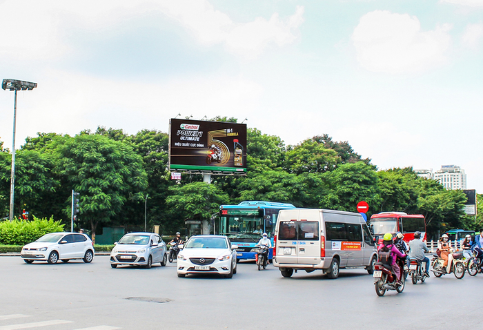 Biển quảng cáo ngoài trời