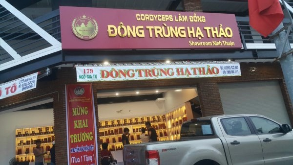 Bảng, biển quảng cáo