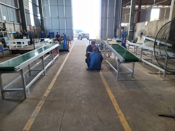 Băng tải nhựa PVC