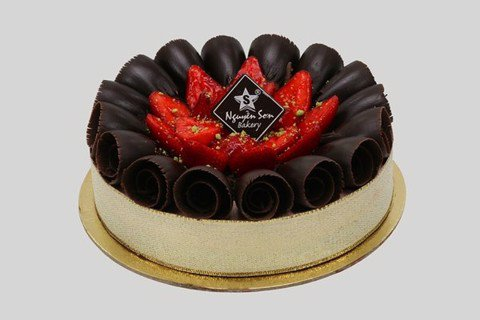CHOCOLATE & STRAWBERRY CHARLOTTE