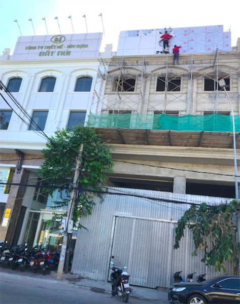 Thi công quảng cáo