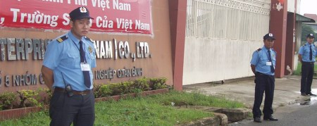 Bảo vệ công ty