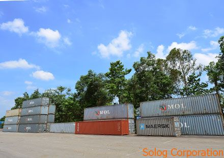 Container vận chuyển