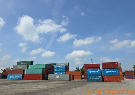 Container vận chuyển